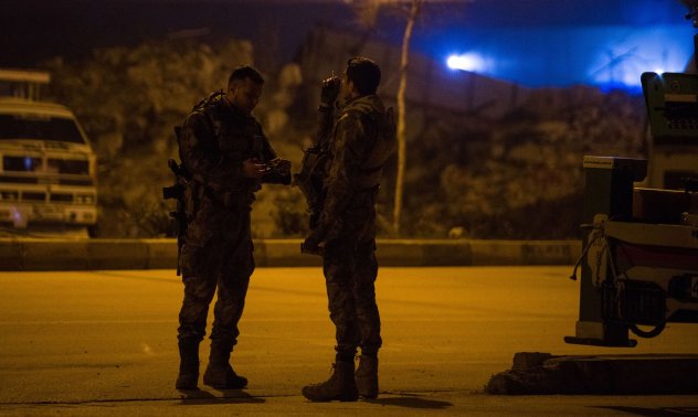 Смъртоносна атака край Сирия връща вниманието към базите на САЩ в Близкия изток