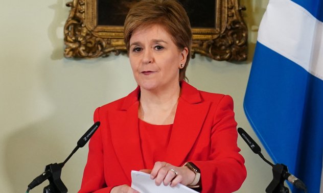 Никола Стърджън подаде оставка като първи министър на Шотландия