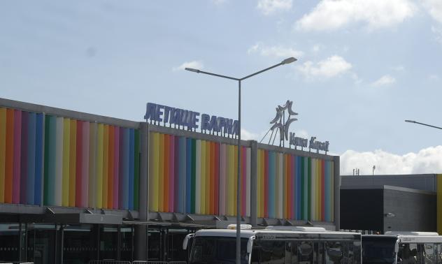 PCR тестове ще се правят на летищата във Варна и Бургас