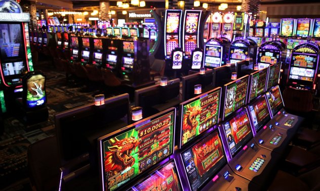 Хазартният сектор у нас - агресивни реклами с известни личности и над 50% играещи 