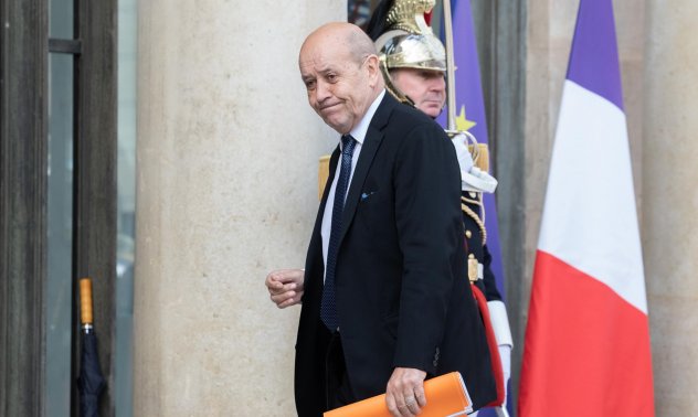 САЩ ни забиха нож в гърба, обяви Франция след провалена сделка за $40 млрд. 