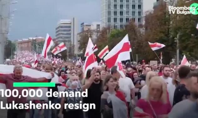 100 хиляди поискаха оставката на Лукашенко