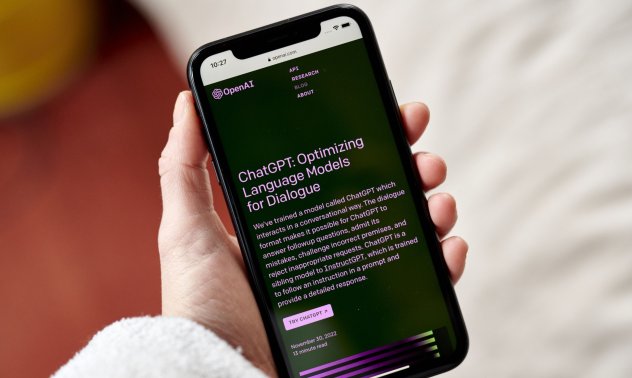 Защо чатботовете бълват глупости?