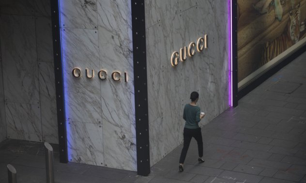 Как милиардерът Master Gucci притиснал супер ченгето