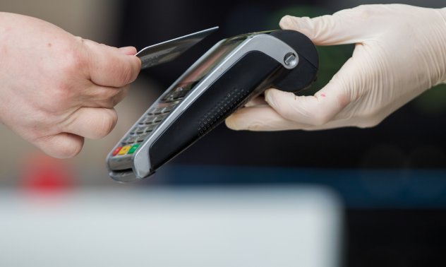 Европейските банки пускат нова система за плащания, за да изместят Visa, Mastercard