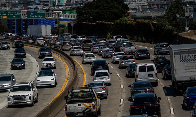 Американските шофьори сигнализират за пик на търсенето на бензин