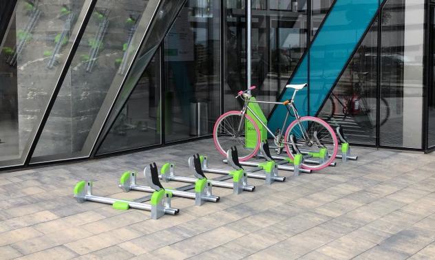 Стартъп за соларни стойки за велосипеди със защита – кандидат във „Вдъхновяващите 5“