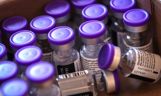 ЕС финализира сделката за още 200 милиона дози от ваксината на Pfizer/BioNTech 