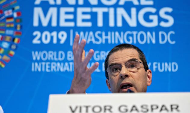 МВФ: Глобалният публичен дълг ще се доближи до 100% от БВП през тази година