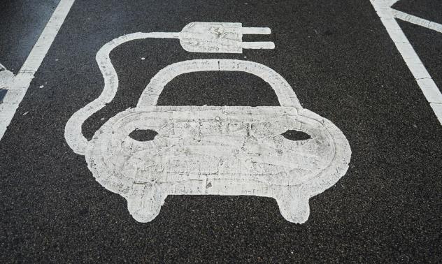 Volkswagen и Audi предизвикват Tesla