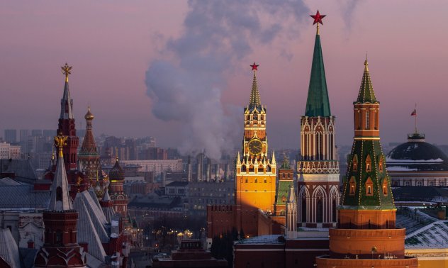 Русия спира дипломатическите отношения с НАТО след обвинения в шпионаж