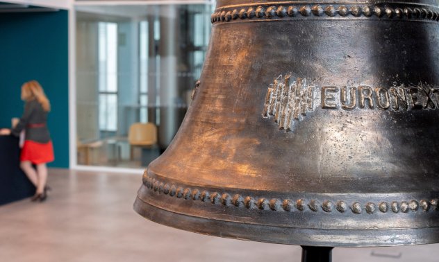 Спредът на френските облигации следва пътя на Италия към пазарна стабилност