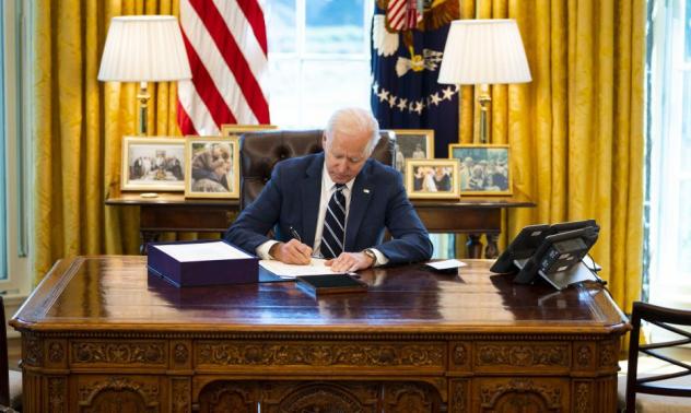 Джо Байдън ратифицира пакета от стимули за 1,9 трлн. долара