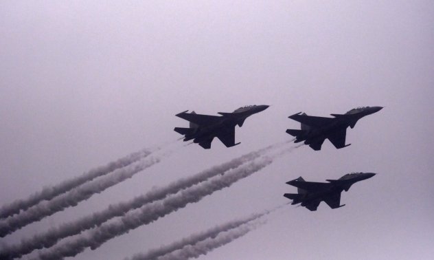 Продажбите на руски оръжия за Индия са спрени поради опасения от санкции