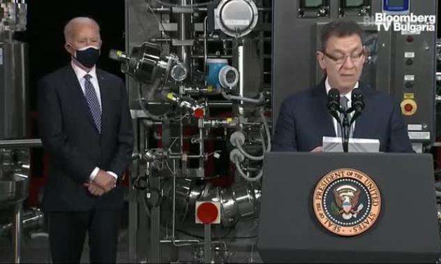 Pfizer ще осигури 120 млн дози ваксина за САЩ до края на март