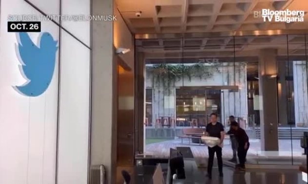 Мъск опита да придобие и да се откаже да придобива Twitter. Как се случи?