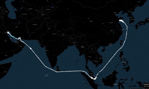 Празни супертанкери се надпеварват за суров петрол