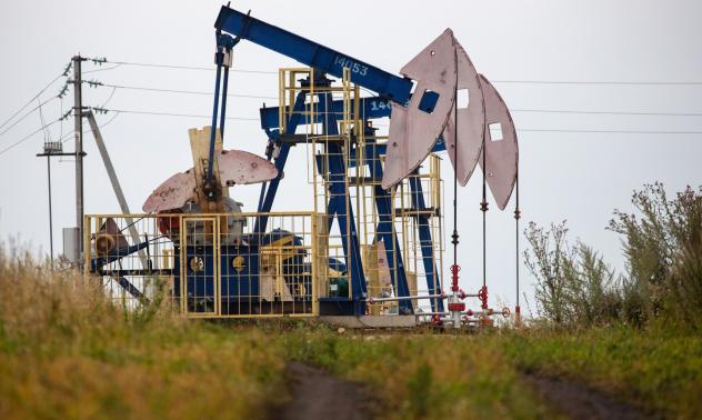 Цените на петрола ще се възстановят на нивата от преди пандемията през 2021 г.