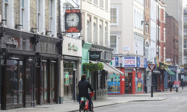 Великобритания може да се нуждае от по-строги регионални мерки след националната блокада 