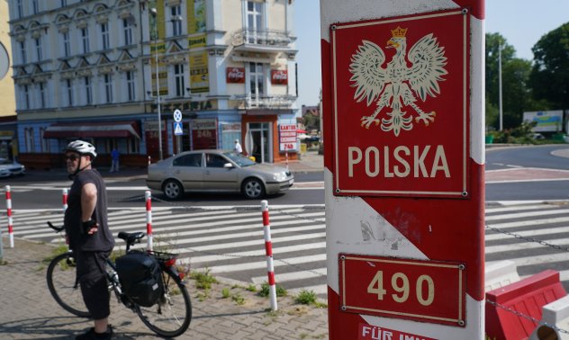 Прокуратурата в Полша разследва дали евросредства са отишли за яхти и солариуми