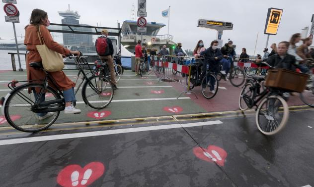 Милиони служители в Европа може да бъдат съкратени след края на държавната помощ