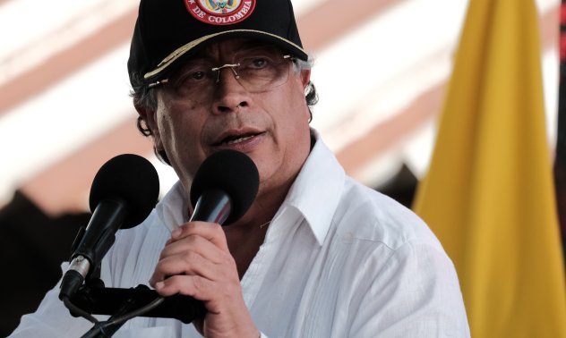 Реформата на Петро в Колумбия възстановява трудови права, но тревожи бизнеса