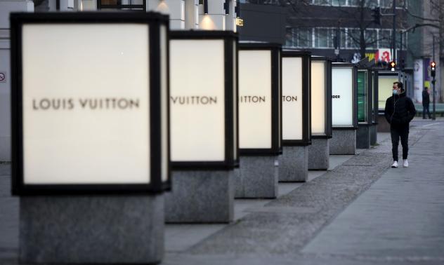 Производителите на луксозни стоки и на чипове повеждат ръстовете на борсите в Европа