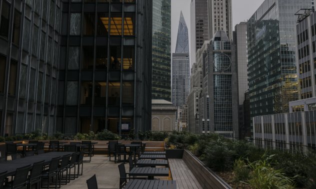 Бивши банкери на Credit Suisse се насочват към нишов пазар на дългови суапове