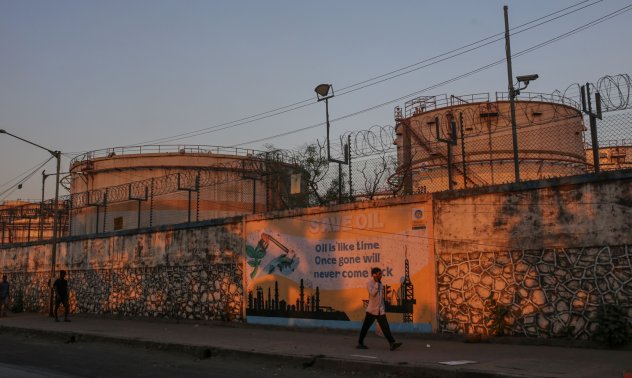 Индия отчита спад на руския петрол и по-силна роля на конкурентни доставчици