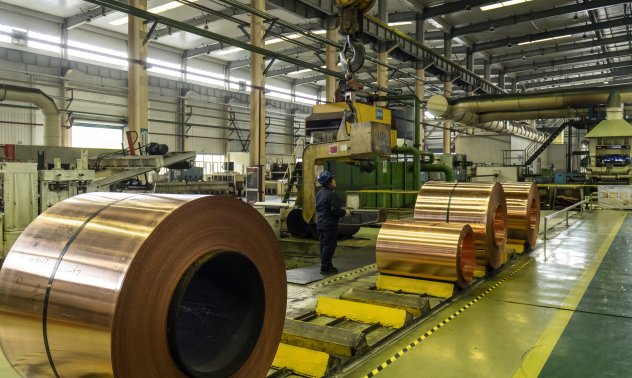 Икономиката на Китай се засилва от стимулите преди изборите в САЩ