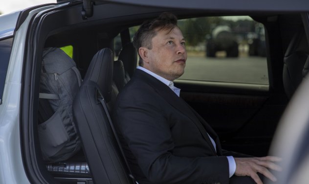 Tesla се нуждае от евтини електромобили. Мъск предлага meme за роботаксита