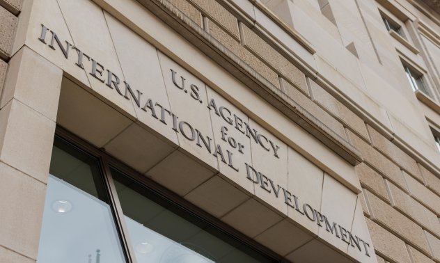 Съдия разпореди на служителите на Тръмп да размразят финансирането на USAID