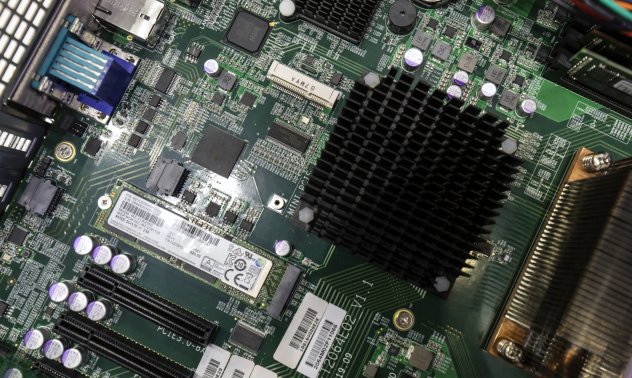 Великобритания спря съмнителна китайска компания да купи производител на чипове