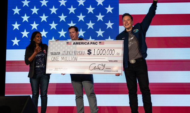 Избиратели съдят Мъск за измама заради изборна лотария с награда $1 млн. дневно