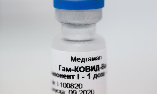 Тайна сделка позволява на близък на Ердоган да произвежда Sputnik V в Турция