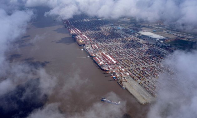 Световната търговия за 25 трилиона долара зависи от 4 милиарда хартийки