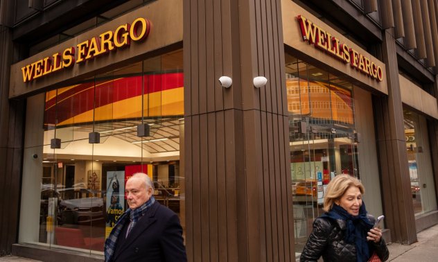 Банковите акции се връщат в играта след суровите разпродажби 