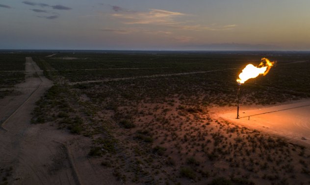 ОПЕК+ няма да увеличава предлагането на пазара въпреки високите цени на петрола