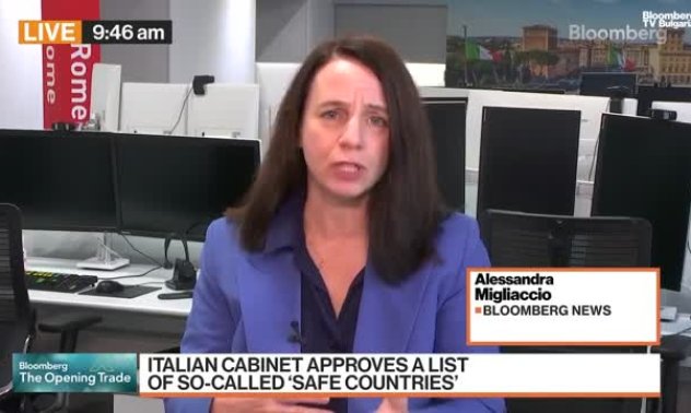 Италия одобри указ за спасяване на мигрантския план