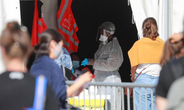 Страховете за втора вълна на короновируса в Европа се превръщат в реалност