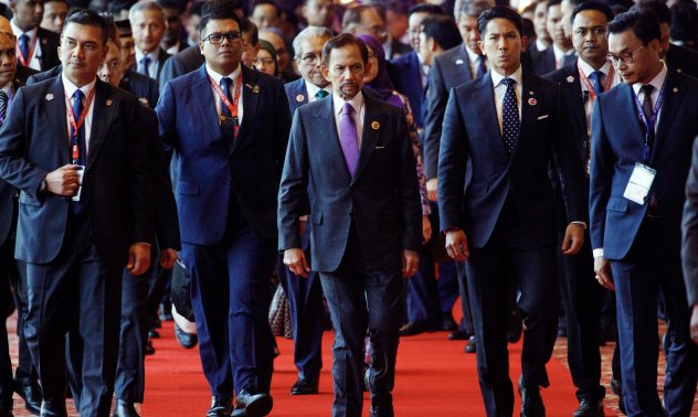 Китай разширява търговското си влияние в азиатските икономики, ухажвани от Тръмп