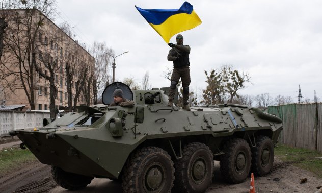 Борел призова за отмяна на ограниченията върху оръжията за Украйна