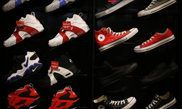 Nike просто трябва да продадат Converse