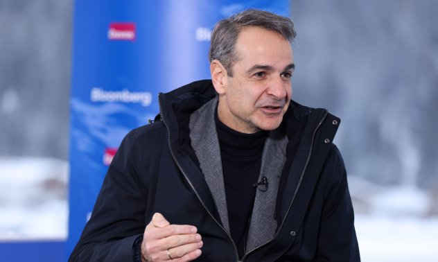 Гърция ще продаде значителен дял в Piraeus Bank до няколко месеца