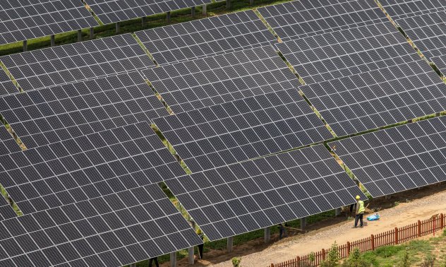 Китай намеква за ответни мерки при задълбочаващия се търговски конфликт с Европа