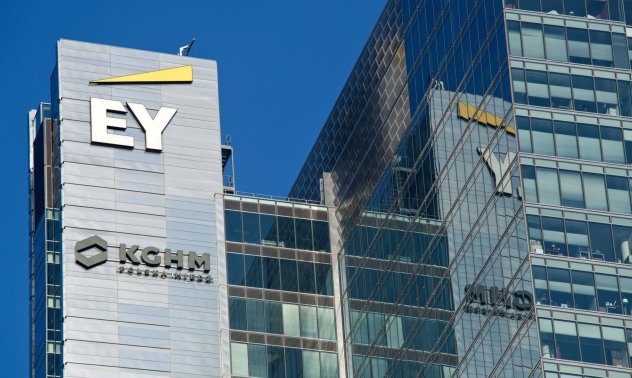 EY разтърси Голямата четворка с планове за отделяне на консултантския си бизнес 