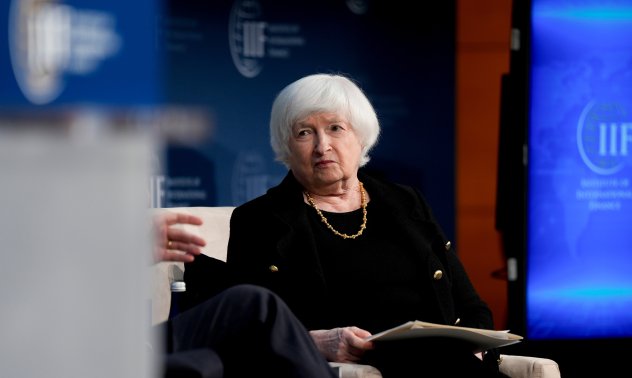 Джанет Йелън: САЩ са "в опасност да се превърнат в бананова република"