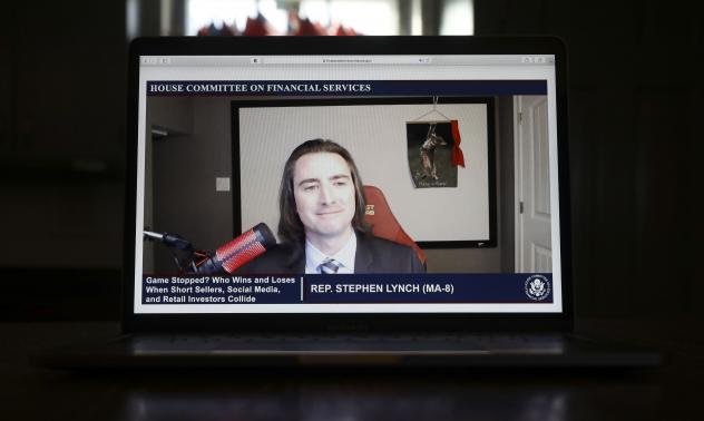 Трейдинг гуруто в Reddit Кейт Гил е спечелил над 25 млн. долара от GameStop