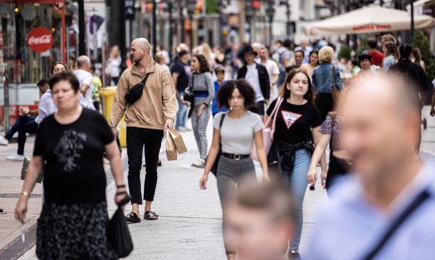 Забавената ваксинция ще струва трилиони долара на световната икономика