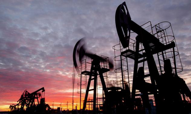 Страните от ОПЕК+ се отправят към нови разговори с предпазливи позиции 